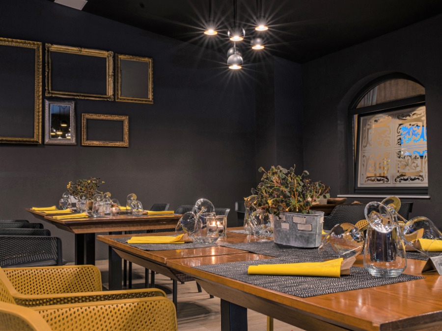 POSLOVNI SESTANKI S KOSILOM